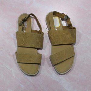 Matisse Cream Snakeskin Leather Ankle Strap Sandals sz 11